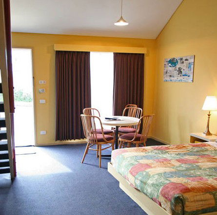 Coastal Motel - Dalby Accommodation 1