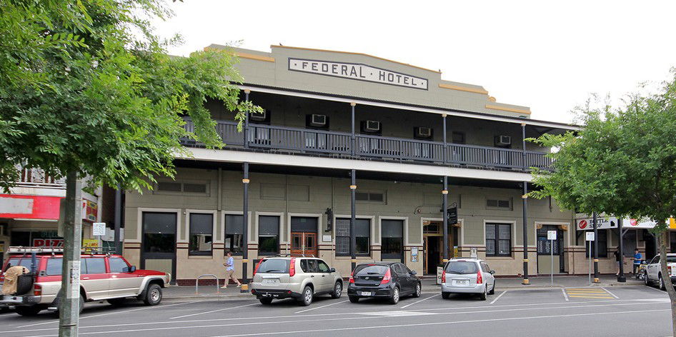 Semaphore SA Dalby Accommodation