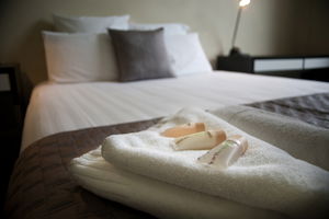 The Grand Hotel - Dalby Accommodation 1