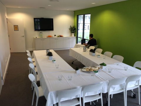 Thornleigh Golf Centre - Dalby Accommodation 3
