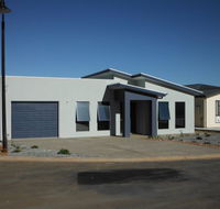 Coastal Getaway - Dalby Accommodation