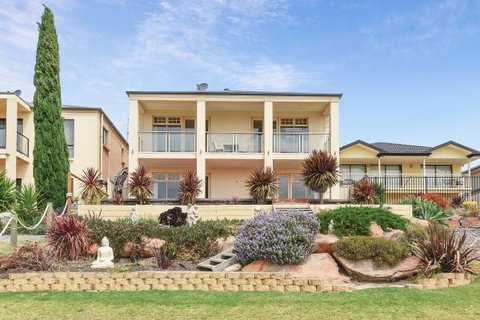 Il Grande Castello - Dalby Accommodation 0