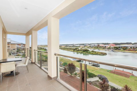 Il Grande Castello - Dalby Accommodation 1