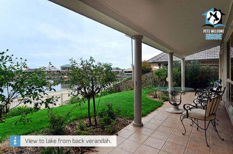 PetLet: 46 Islander Drive At Encounter Bay - Dalby Accommodation 3