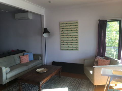 Poolside At Hyams - Dalby Accommodation 2