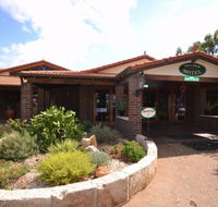 Wave Rock Motel - Dalby Accommodation