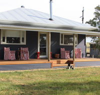 Rabbiter's Hut - Dalby Accommodation