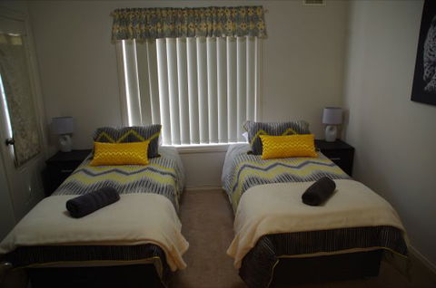Marina Park View - Dalby Accommodation 6