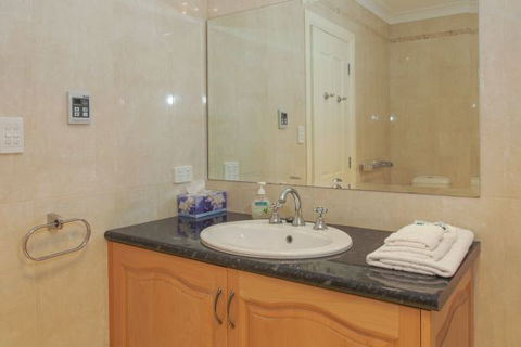 Monterey Waters 27B - Dalby Accommodation 9