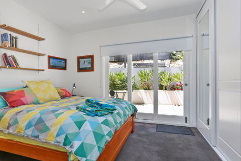Barossa White House: The West Wing - Dalby Accommodation 8