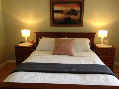 Clove Hitch Holiday House - Dalby Accommodation 2