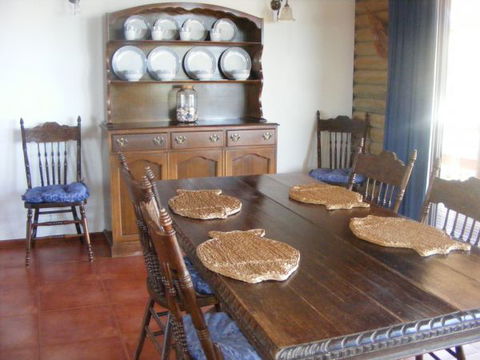 Ironstone Cottage - Dalby Accommodation 2