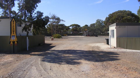 Woomera Traveller's Village And Caravan Park - Dalby Accommodation 0
