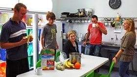 Adelaide Backpackers Inn - Dalby Accommodation 0
