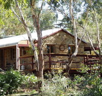 1860 Wine Country Cottages - Dalby Accommodation