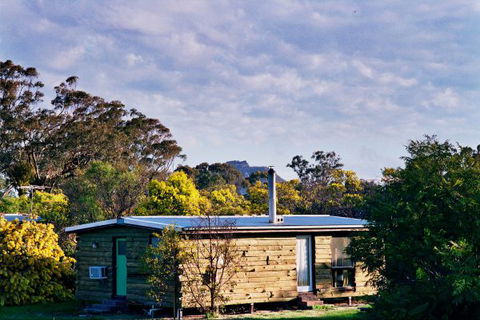 Mount Zero Log Cabins - Dalby Accommodation 0