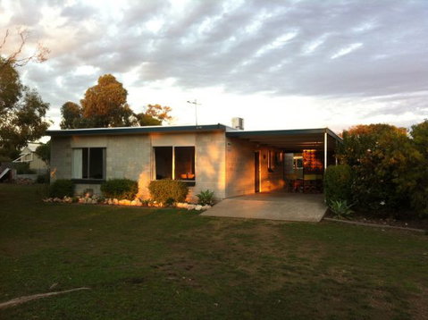 Umall - Dalby Accommodation 0