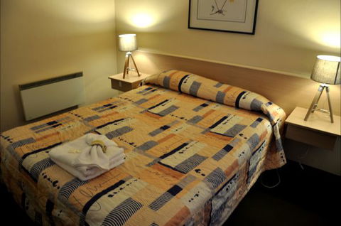 Alpine Inn - Dalby Accommodation 1