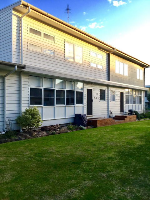 Alice's Palace Ocean Grove - Dalby Accommodation 4