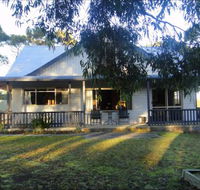 Arties Cottage Accommodation - Dalby Accommodation