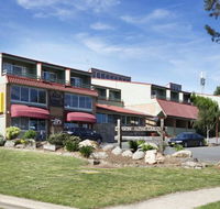 Aspire Alpine Gables and Brumby Bar - Dalby Accommodation