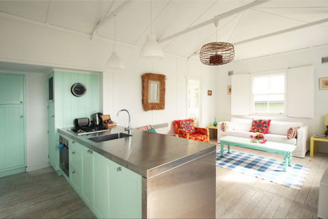 Aurora Beachfront Cottage - Dalby Accommodation 1
