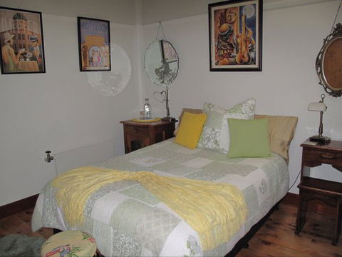 B&B Wodonga - Art Deco Accommodation - Dalby Accommodation 3