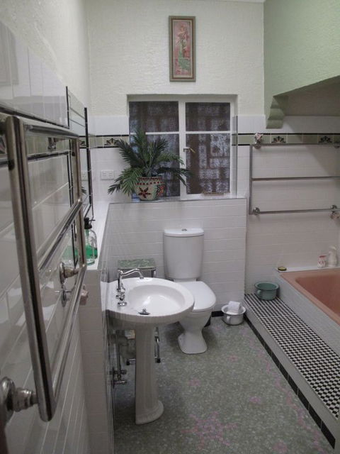 B&B Wodonga - Art Deco Accommodation - Dalby Accommodation 8