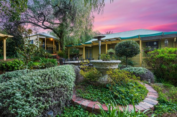 Bendigo VIC Dalby Accommodation