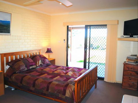 Winton Bethal Accommodation Unit - Dalby Accommodation 6
