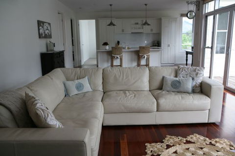 Bright Bliss - Dalby Accommodation 6