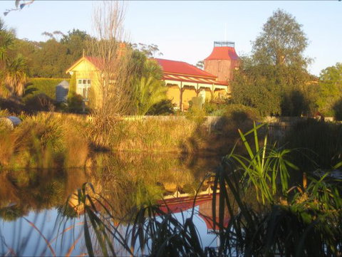 Bunjil Farm - Dalby Accommodation 0