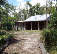 Byfield Cabins on Waterpark Creek - Dalby Accommodation