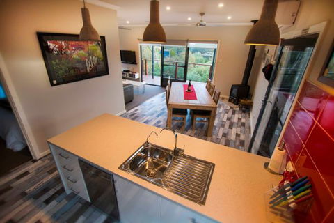 Coorong Cabins - Dalby Accommodation 4