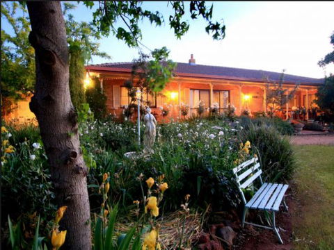 Corcoran Bed And Breakfast - Dalby Accommodation 0