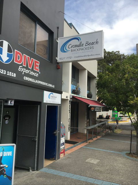 Cronulla Beach Backpackers - Dalby Accommodation 0