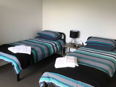 Derby Digs Cottage - Dalby Accommodation 3