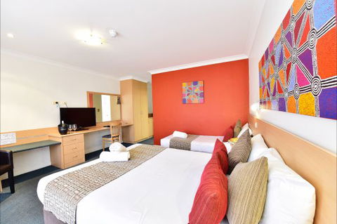 Diplomat Alice Springs - Dalby Accommodation 7