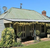 Drayshed Cottage - Dalby Accommodation