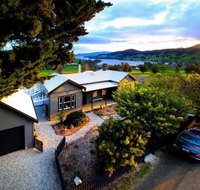 Frenchman's River - The Helmsman's House - Dalby Accommodation
