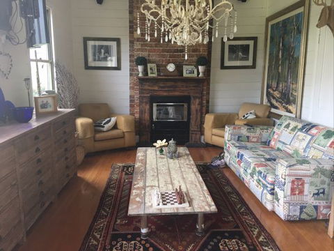 House Of Apples - Dalby Accommodation 4
