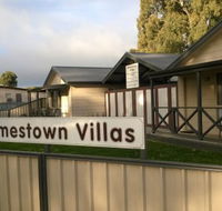 Jamestown Villas - Dalby Accommodation