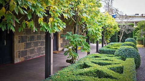 Kyneton Old Rectory - Dalby Accommodation 4