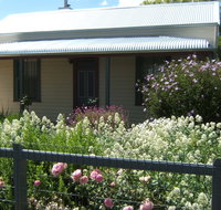 Willowbrook Cottages BB's - Dalby Accommodation