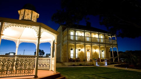 Rose Eden House At Goolwa - Dalby Accommodation 0