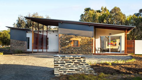 Jimmy Smith's Dairy - Dalby Accommodation 0