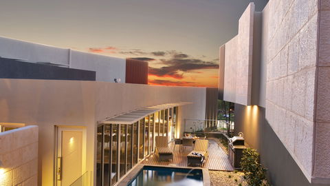 The Frames - Luxury Riverland Accommodation - Dalby Accommodation 0