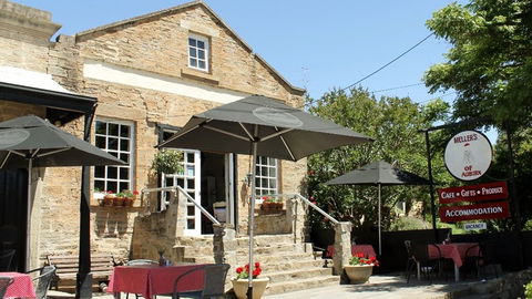 Mellers Of Auburn Cafe And Accommodation - Dalby Accommodation 0