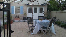 The Studio- 82 Victoria Parade - Dalby Accommodation 0