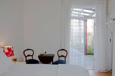 Mollisons - Dalby Accommodation 4